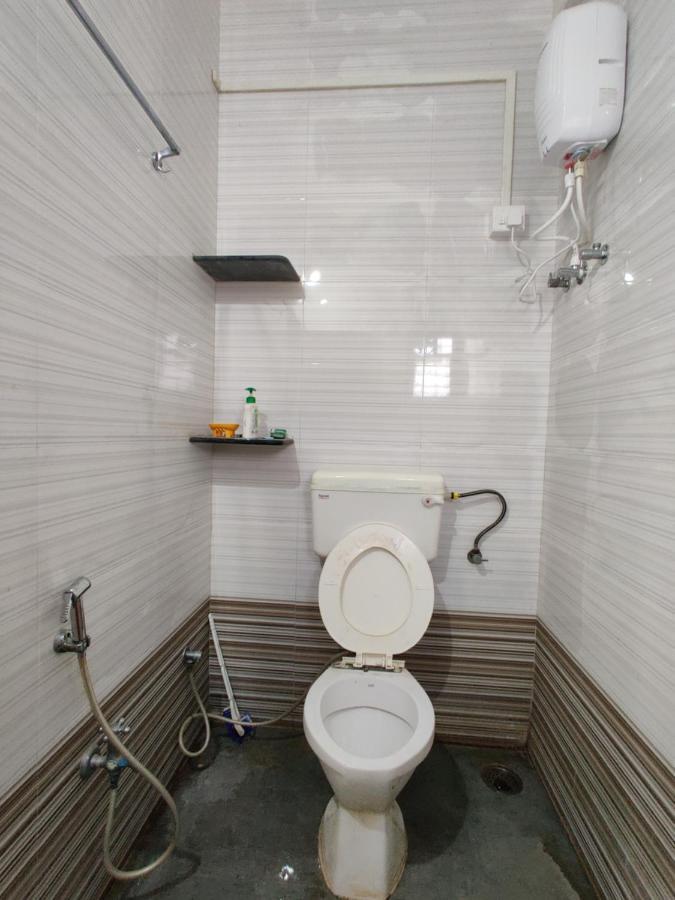 Rajlakshmi Niwas  Apartment Solapur Bagian luar foto