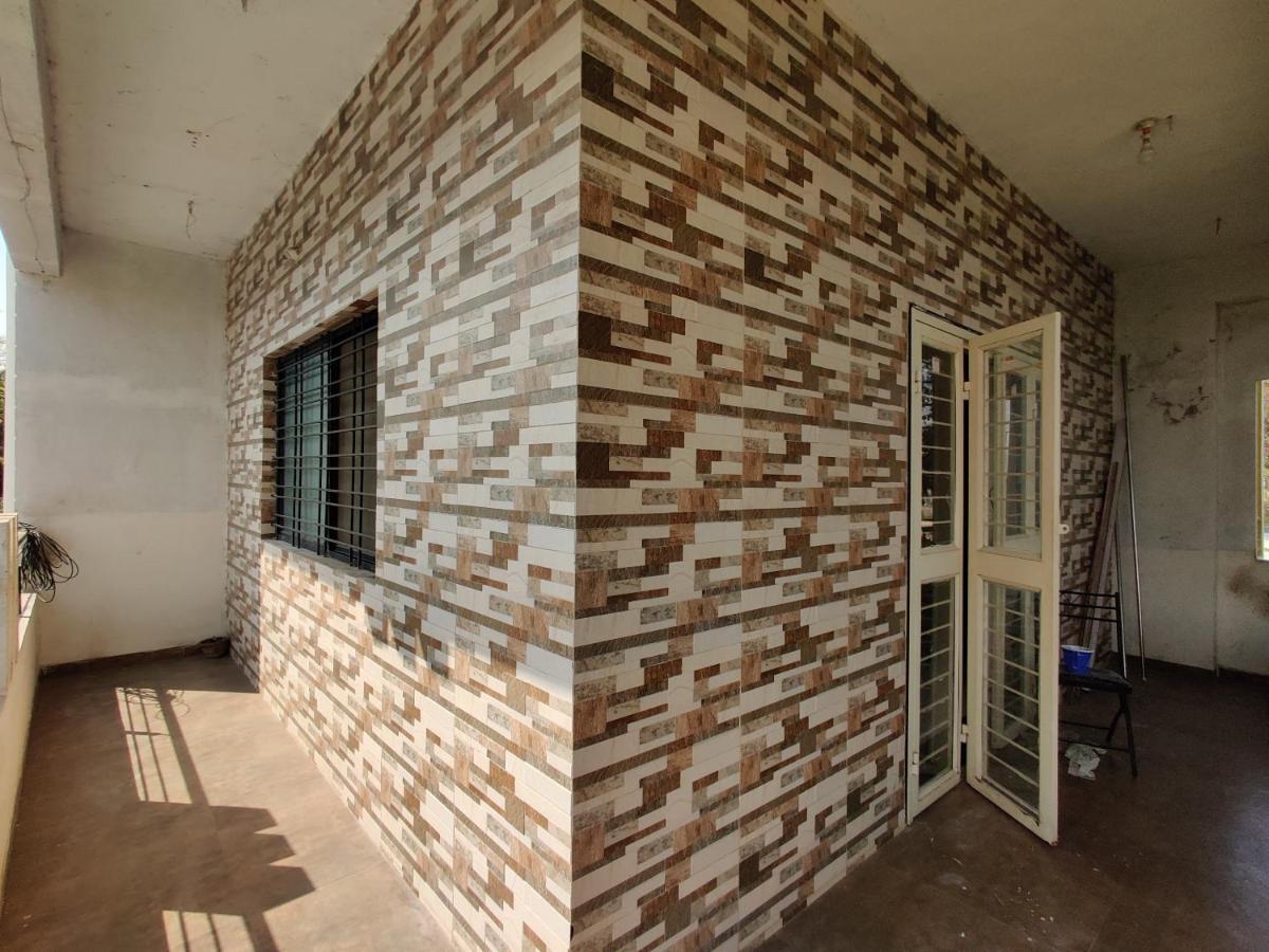 Rajlakshmi Niwas  Apartment Solapur Bagian luar foto